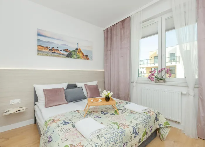 Nowy Swiat Stylish, Seaside Apartment With Balcony & Parking Puck By Noclegi Renters