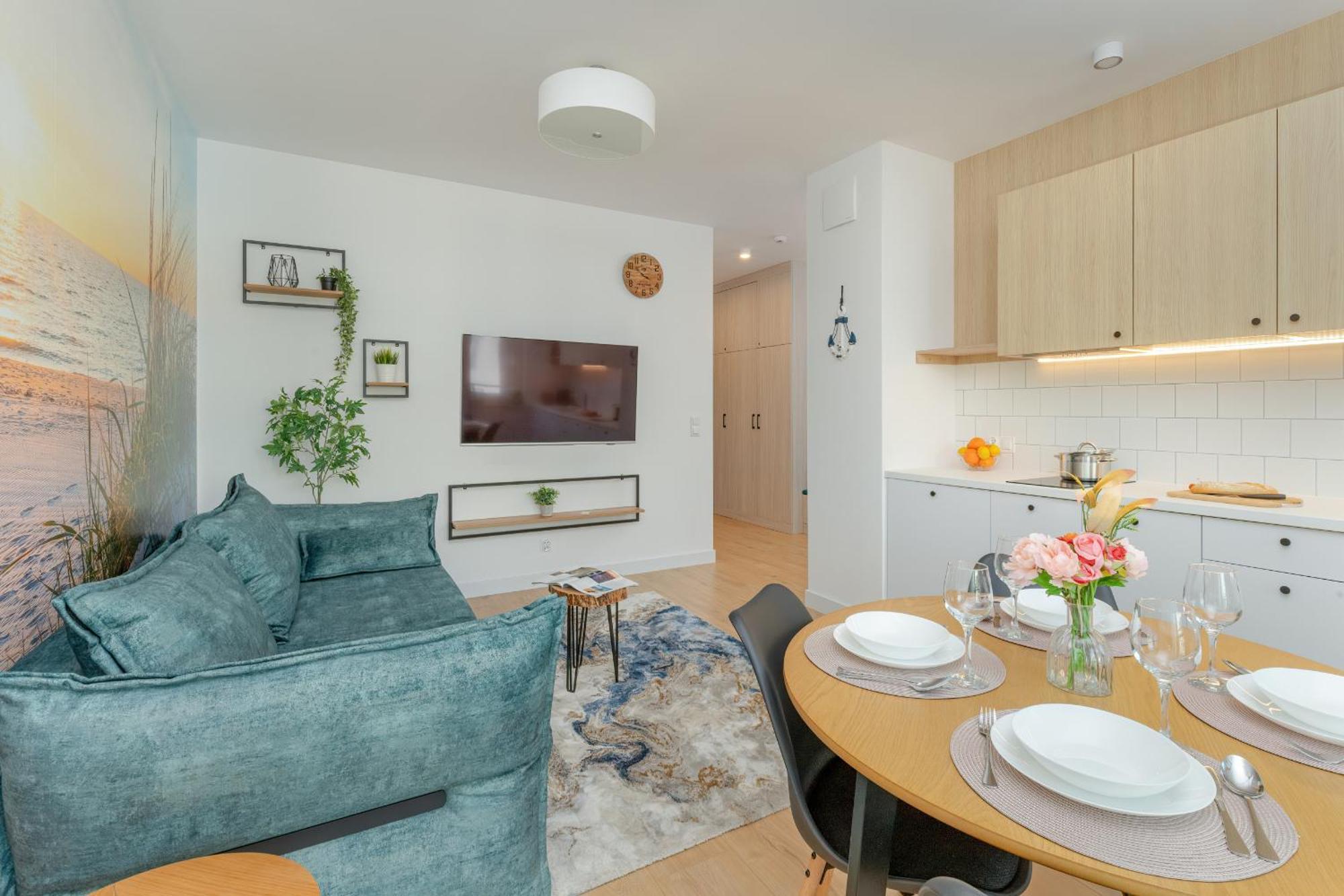 Nowy Swiat Stylish, Seaside With Balcony & Parking By Renters Apartment