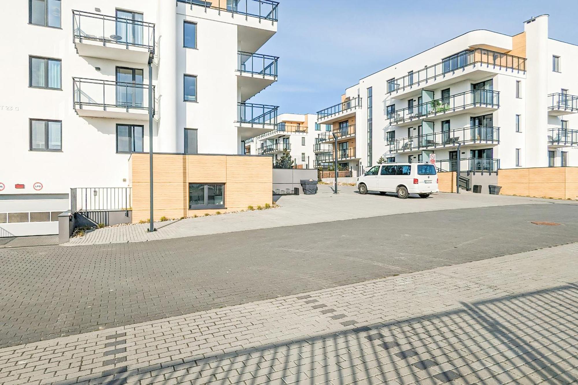 Nowy Swiat Stylish, Seaside With Balcony & Parking By Renters Apartment *