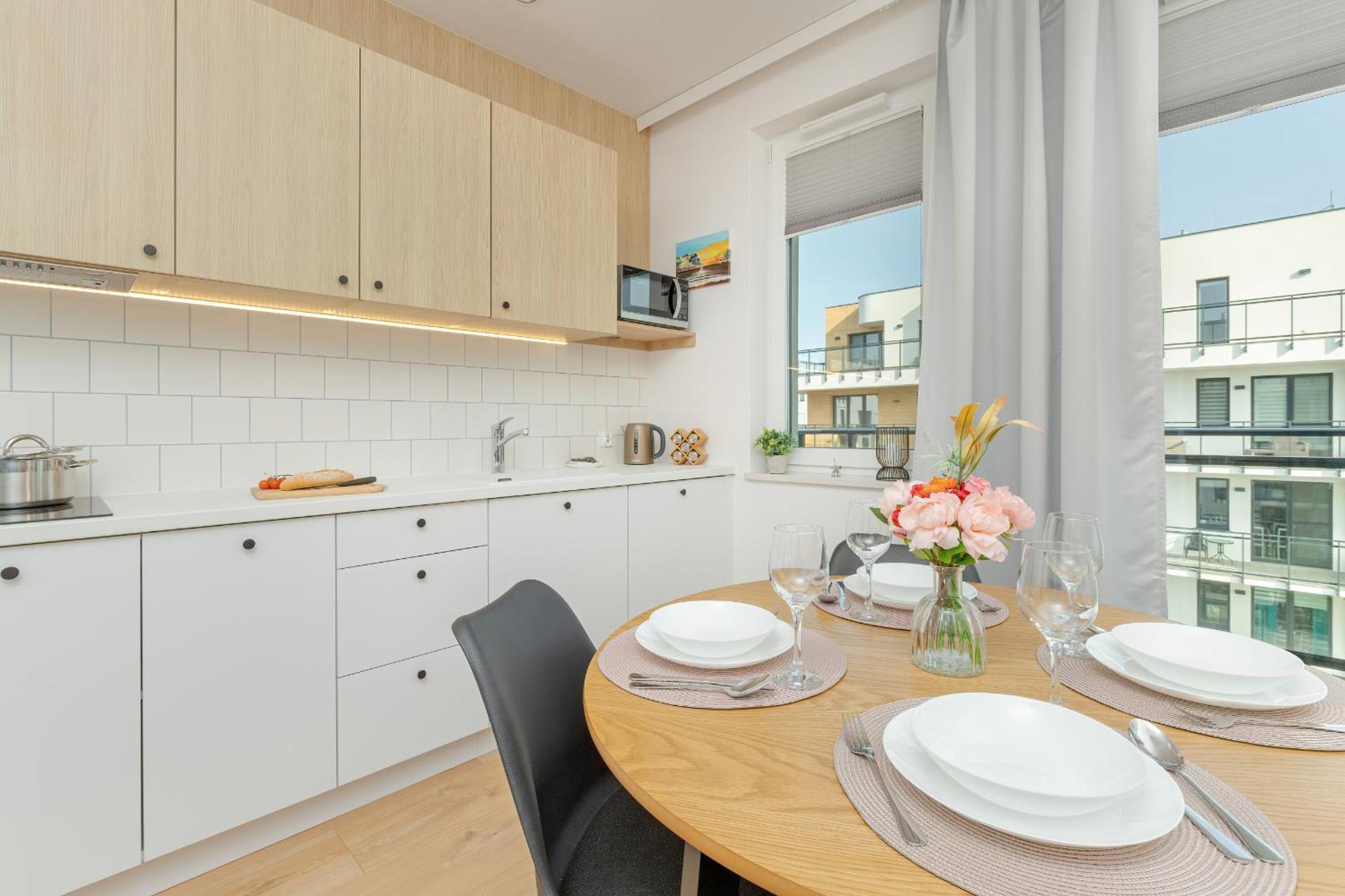 Apartment Nowy Swiat Stylish, Seaside With Balcony & Parking By Renters Puck