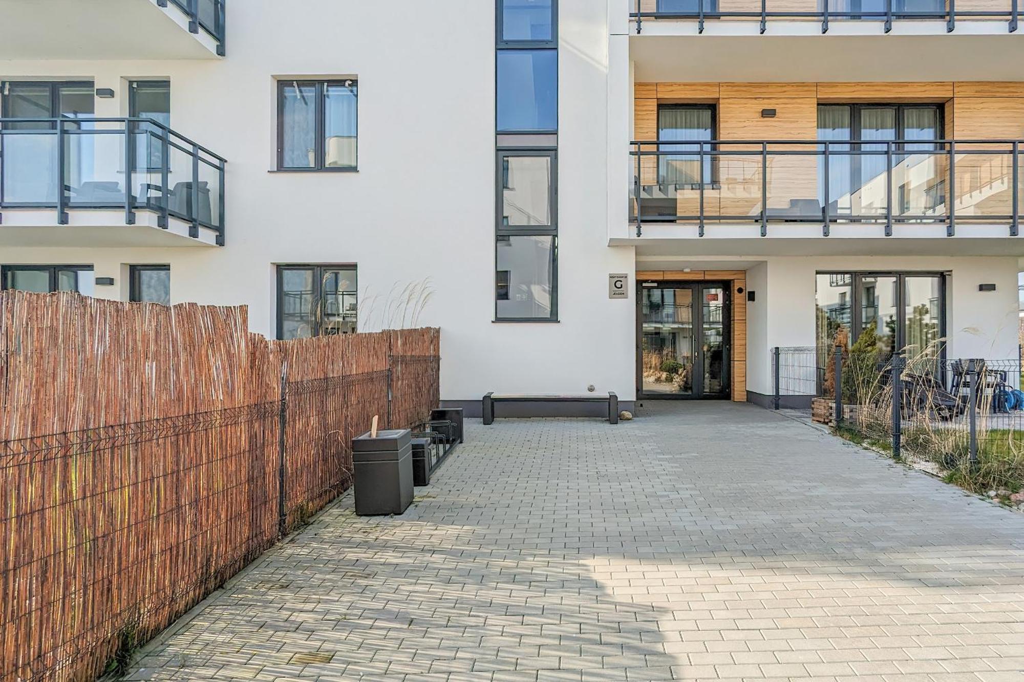 Nowy Swiat Stylish, Seaside With Balcony & Parking By Renters Apartment