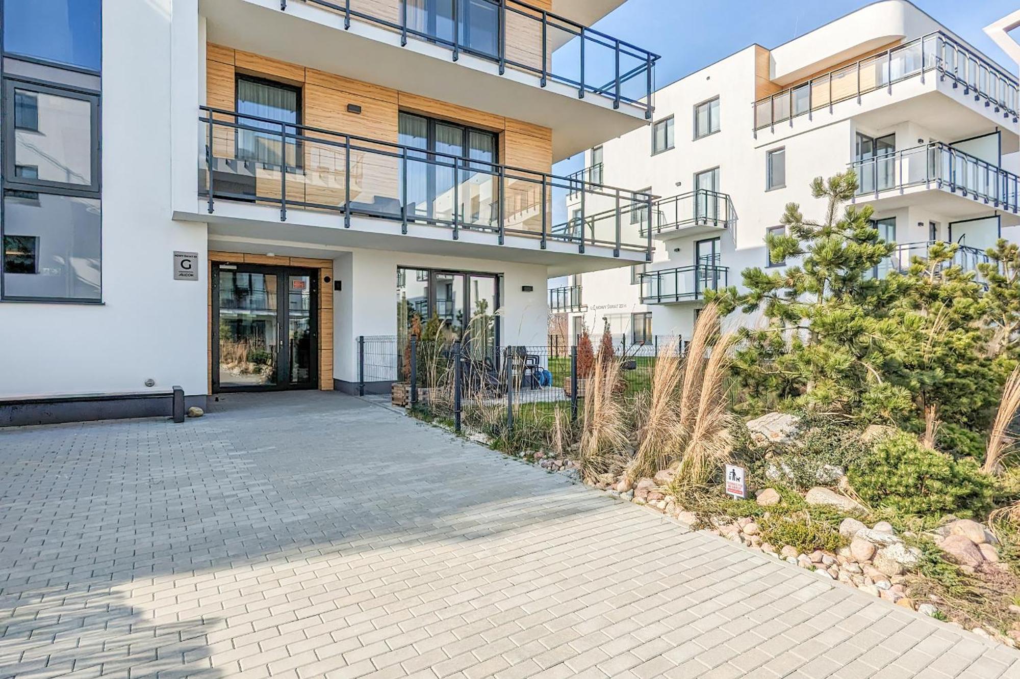 Apartment Nowy Swiat Stylish, Seaside With Balcony & Parking By Renters Puck